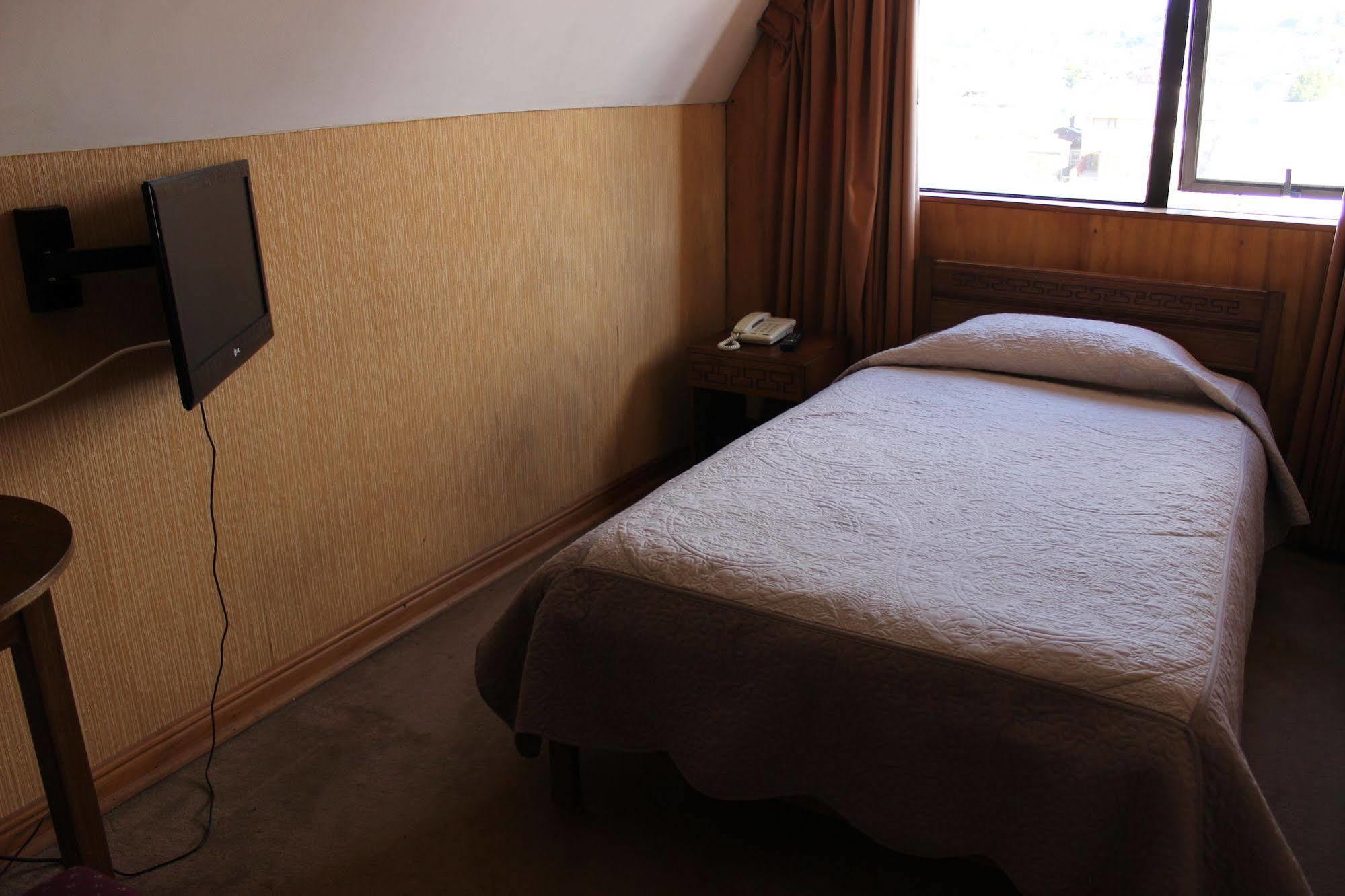 Hotel Antupiren Puerto Montt Zewnętrze zdjęcie