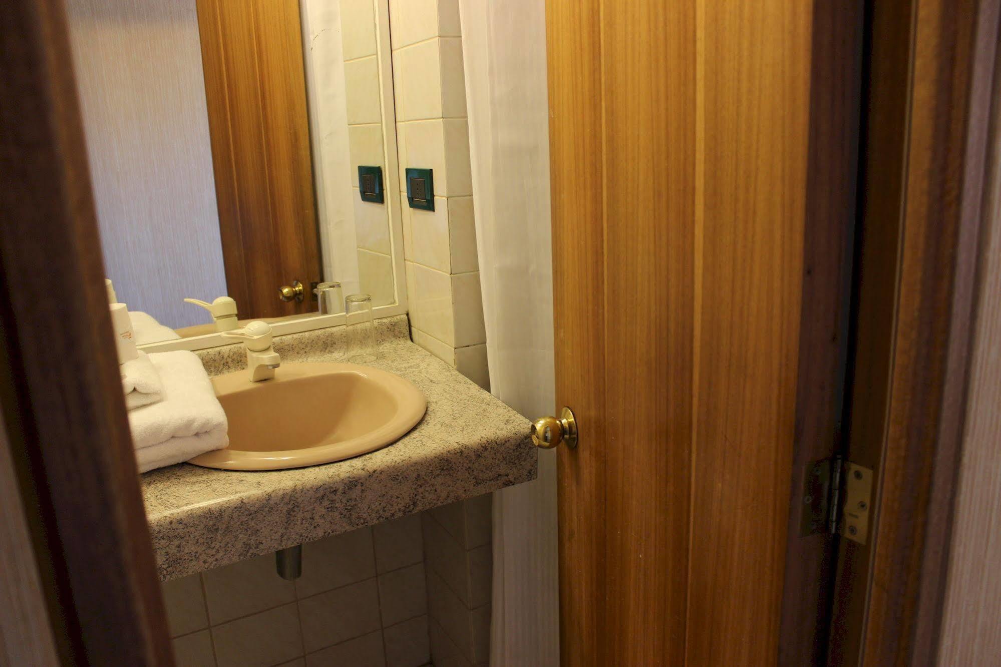 Hotel Antupiren Puerto Montt Zewnętrze zdjęcie